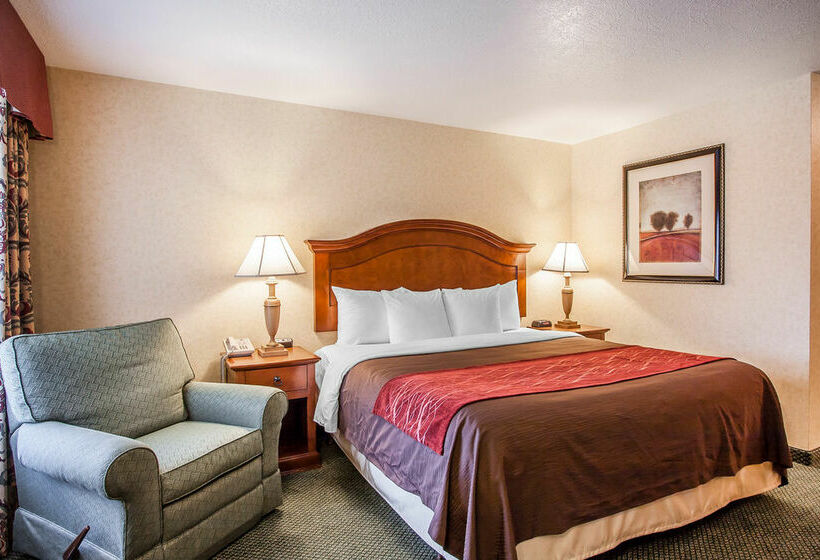 בית מלון כפרי Comfort Inn Conference Center Hillsboro