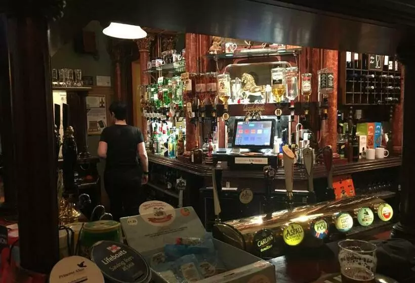 فندق Dukes Head Inn