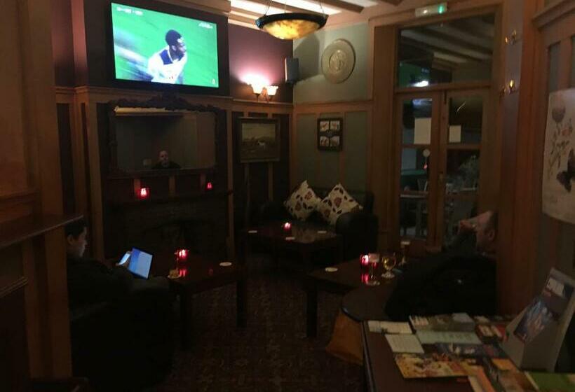 בית מלון כפרי Dukes Head Inn