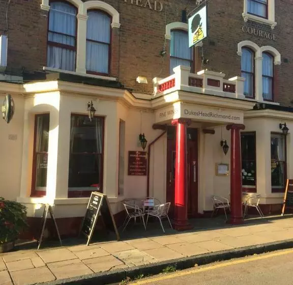 فندق Dukes Head Inn