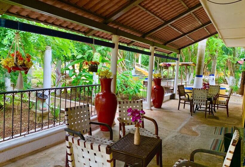 Eco Hotel Green River