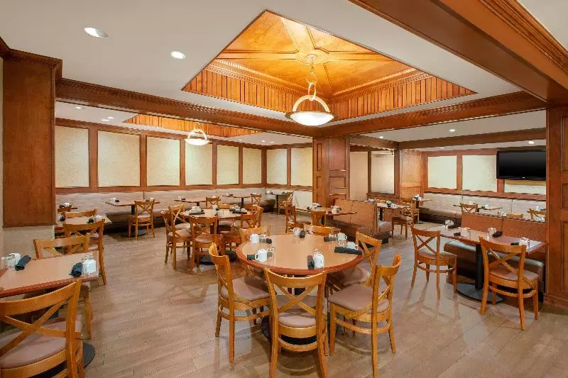 ホテル Holiday Inn Express Dallas Medical Market Center