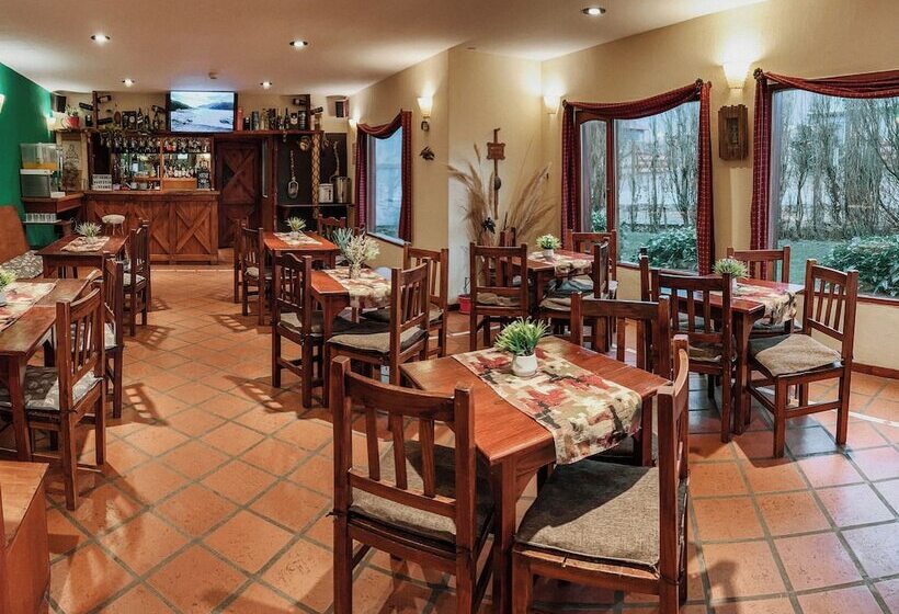 هتل Hostería Lupama