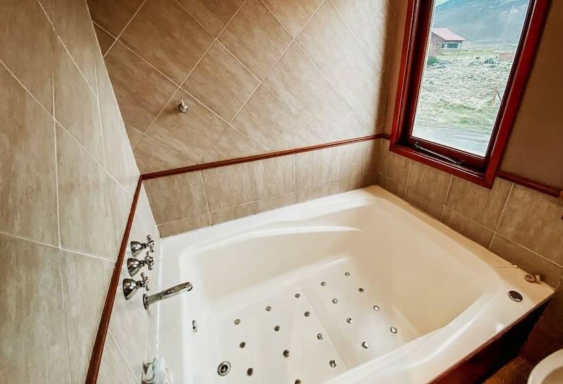 هتل Hostería Lupama