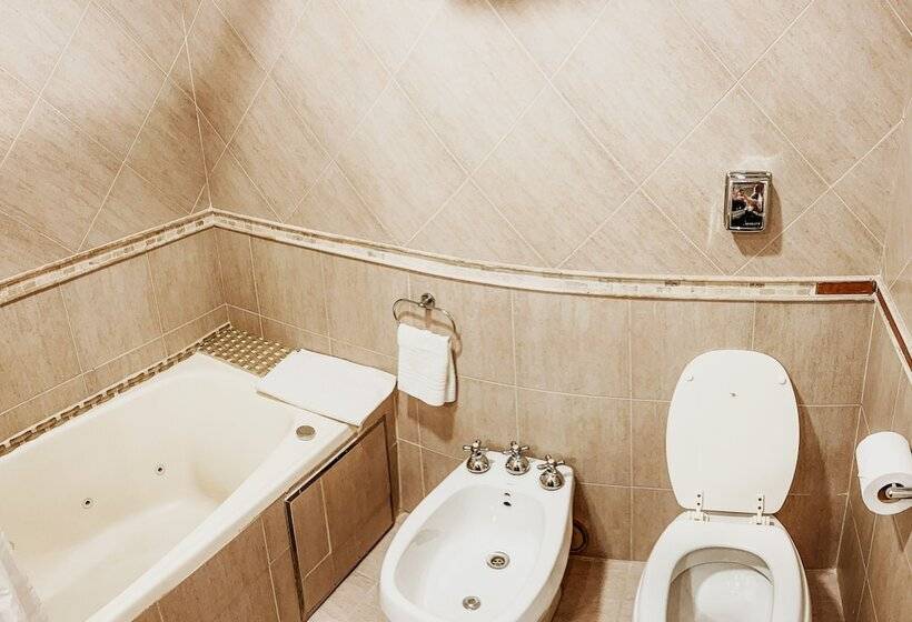 هتل Hostería Lupama