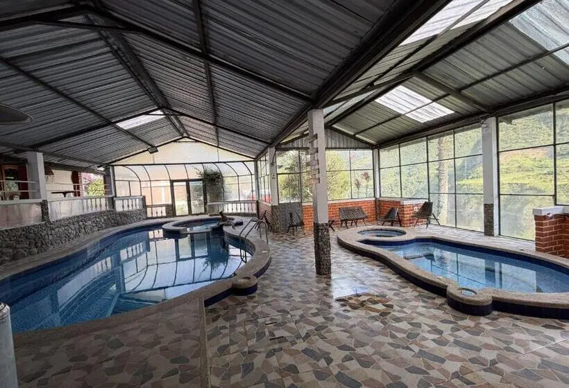 ホテル Hosteria Spa Agoyan