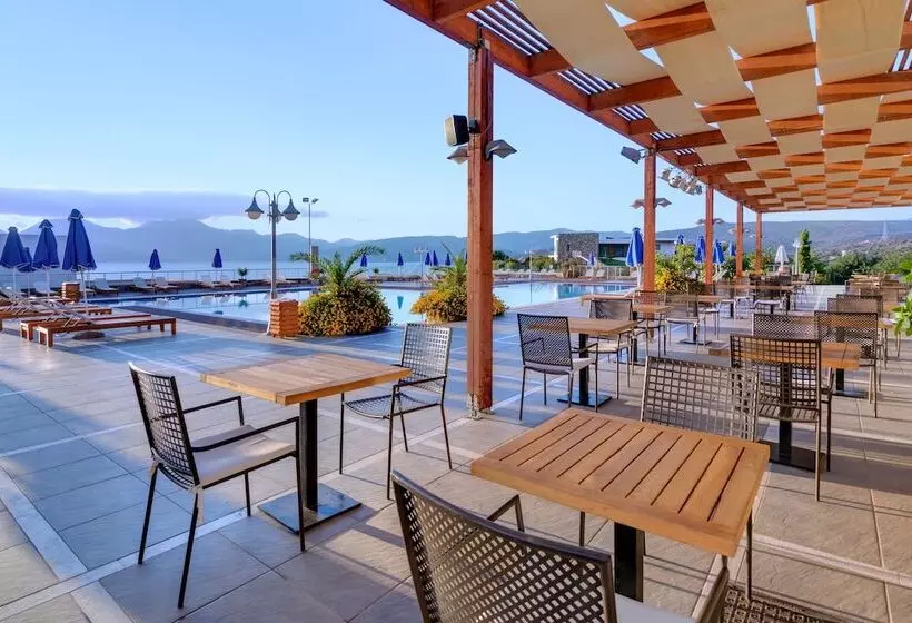 בית מלון כפרי Miramare Resort & Spa