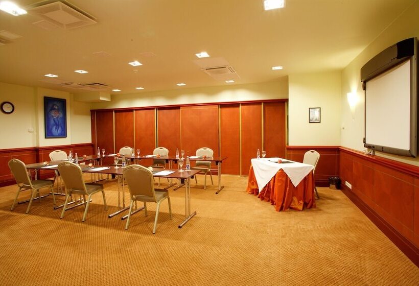 Monika Centrum Hotels