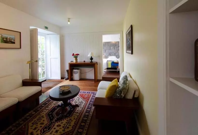 בית מלון כפרי Quinta Das Buganvilias