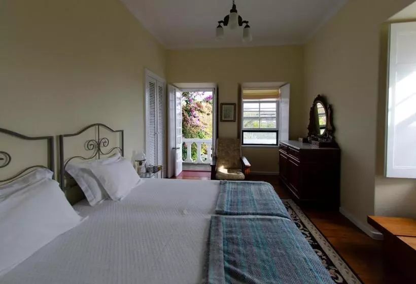 בית מלון כפרי Quinta Das Buganvilias