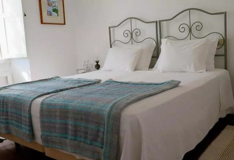 בית מלון כפרי Quinta Das Buganvilias