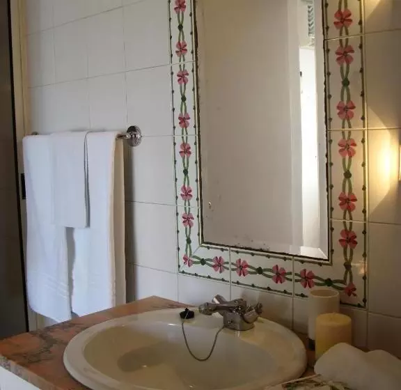 בית מלון כפרי Quinta Das Buganvilias