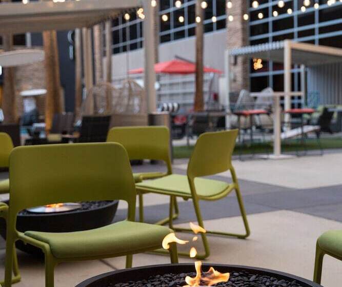 בית מלון כפרי Renaissance Las Vegas