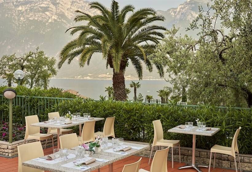 בית מלון כפרי Royal Village