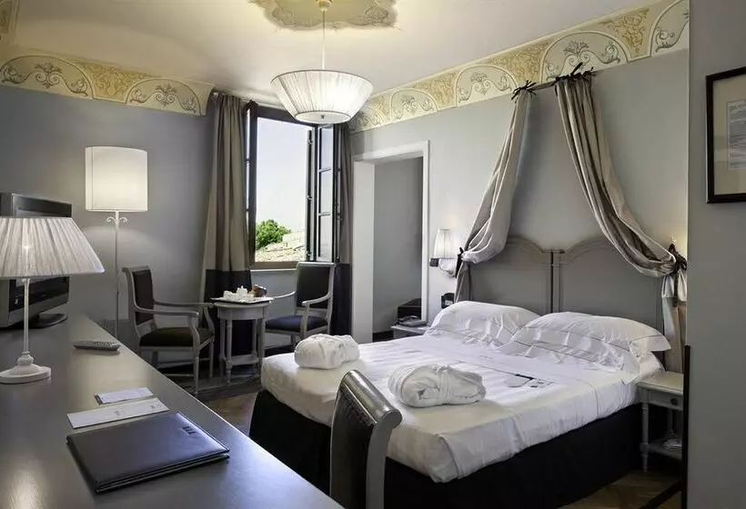 UNAHOTELS Palazzo Mannaioni Toscana