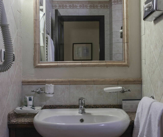 UNAHOTELS Palazzo Mannaioni Toscana