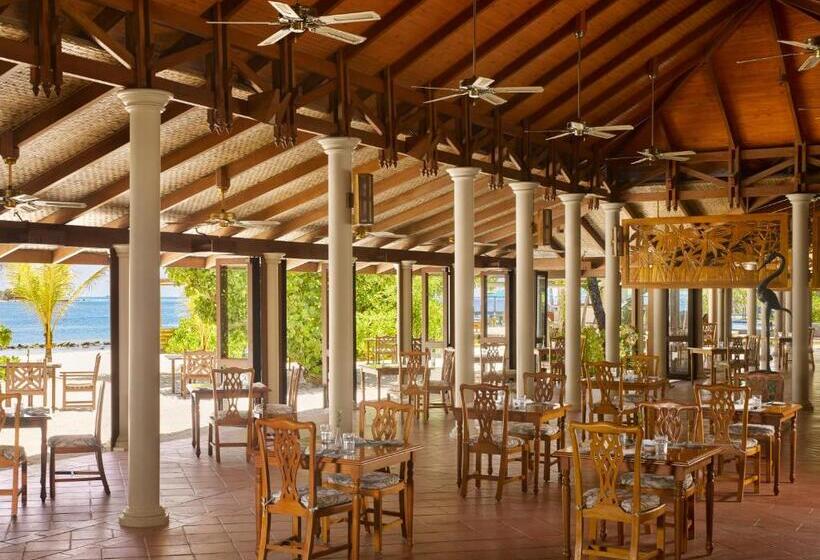 Royal Island Resort & Spa