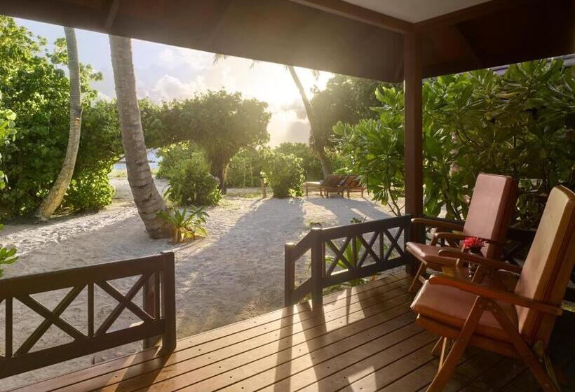 Royal Island Resort & Spa