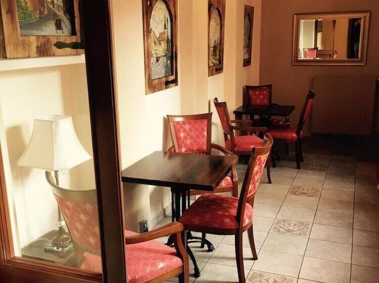 هتل Pension & Restaurant Atmosfera