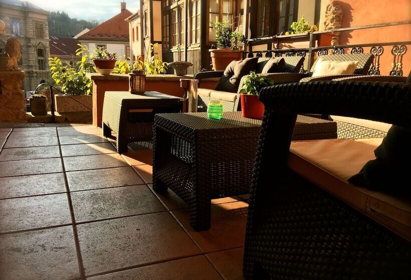 هتل Pension & Restaurant Atmosfera