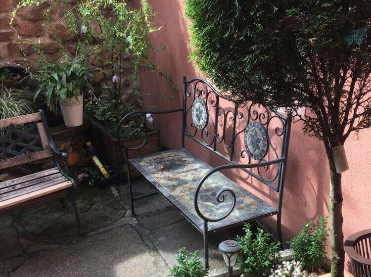 هتل Pension & Restaurant Atmosfera