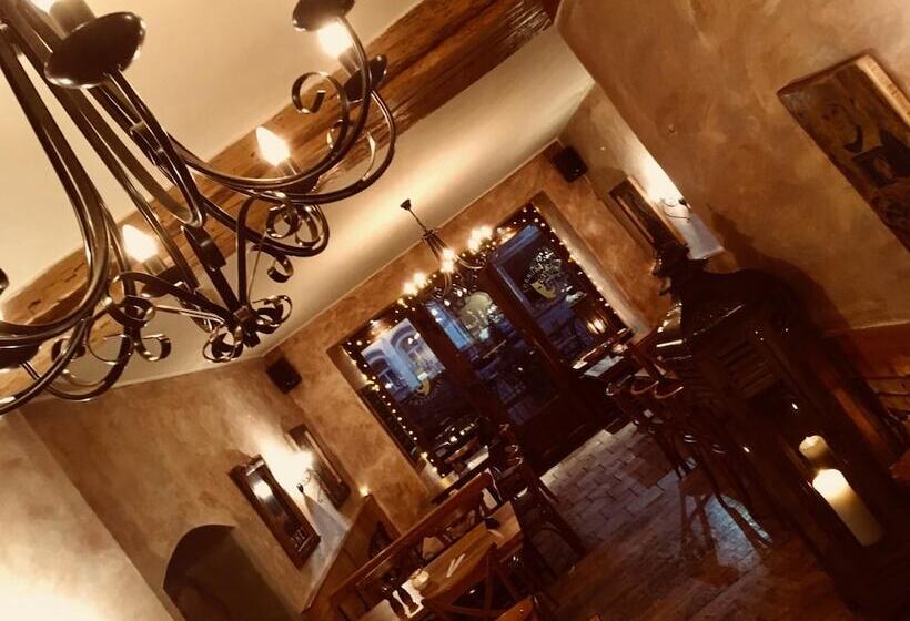 هتل Pension & Restaurant Atmosfera