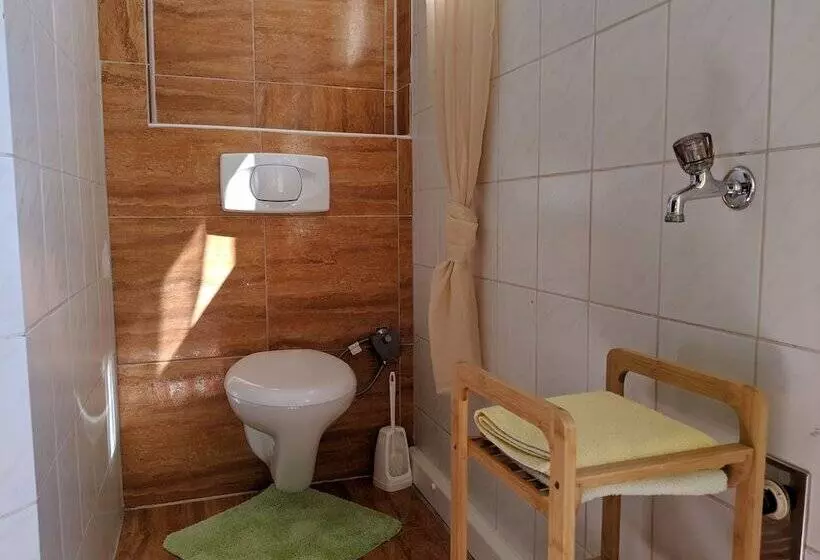 هتل Abdalla Apartments