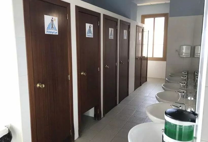 Albergue Pirenarium Hostel