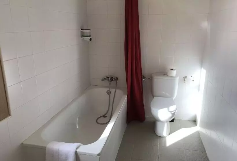 Albergue Pirenarium Hostel