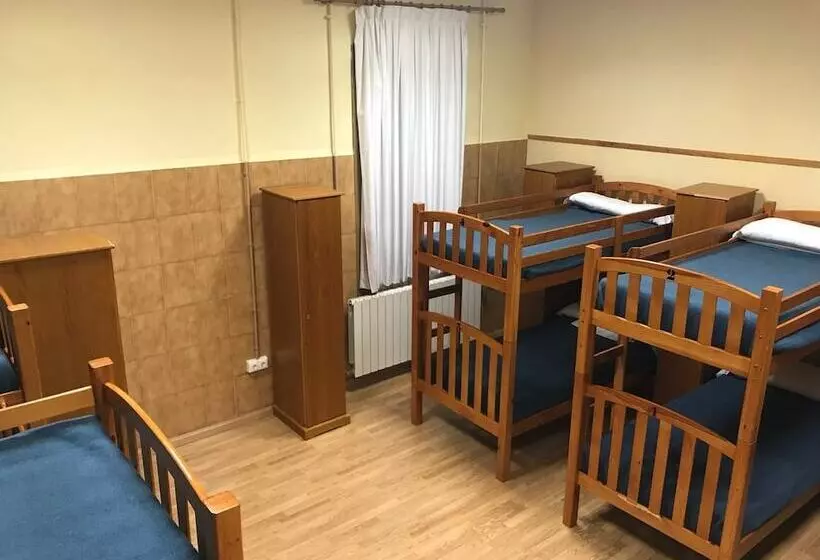Albergue Pirenarium Hostel