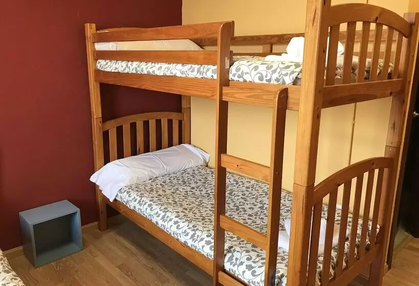 Albergue Pirenarium Hostel