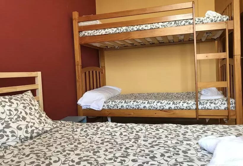 Albergue Pirenarium Hostel