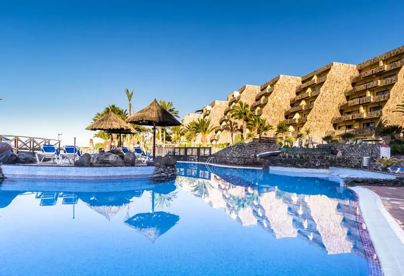 Apartamentos Bluebay Beach Club