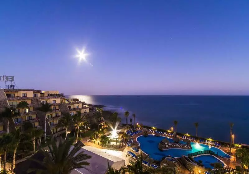 Apartamentos Bluebay Beach Club