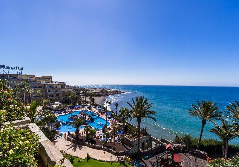 Apartamentos Bluebay Beach Club