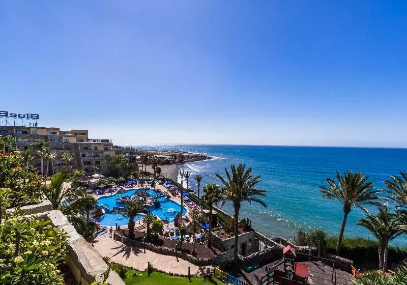 Apartamentos Bluebay Beach Club