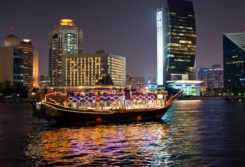 Arabian Courtyard Hotel & Spa