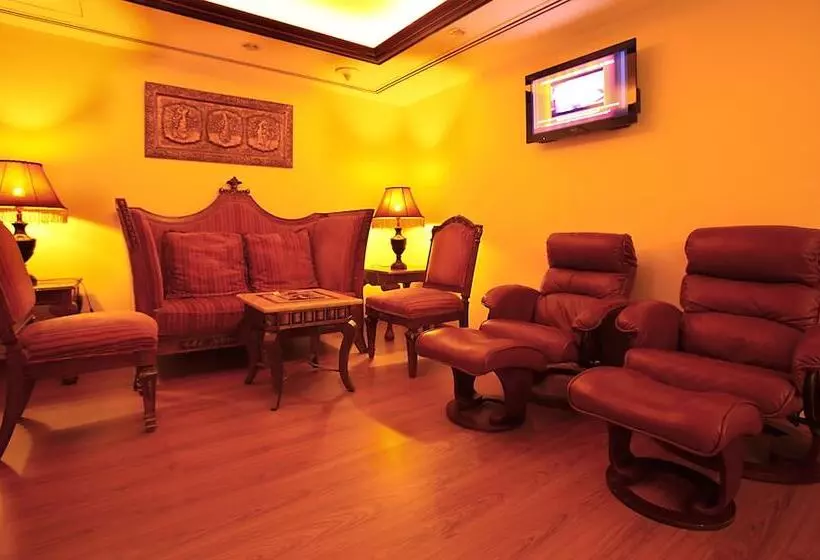 Arabian Courtyard Hotel & Spa