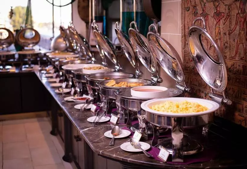 Arabian Courtyard Hotel & Spa