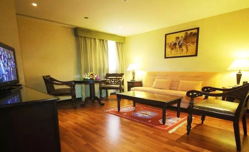 Arabian Courtyard Hotel & Spa