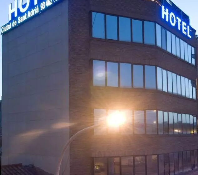 Отель Ciutat De Sant Adria