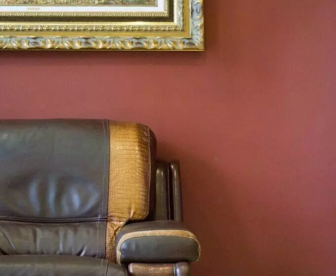 Отель Ciutat De Sant Adria