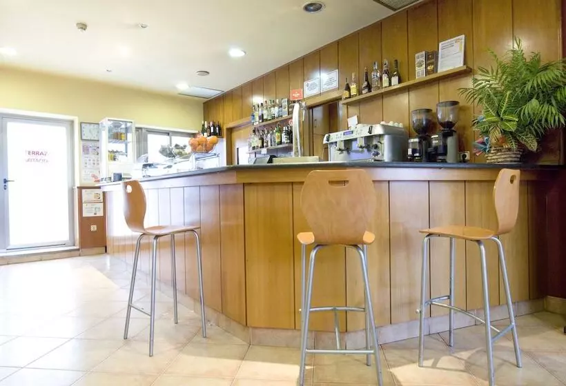 Отель Ciutat De Sant Adria