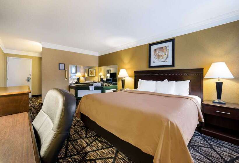 ホテル Quality Inn And Suites Fairgrounds   Syracuse