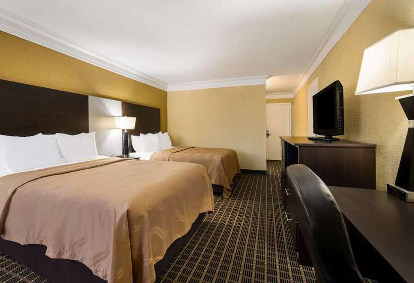 ホテル Quality Inn And Suites Fairgrounds   Syracuse