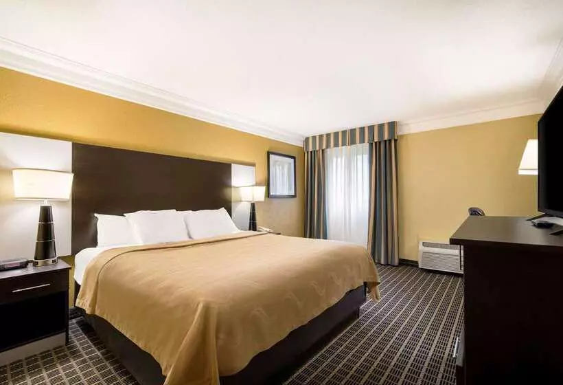 هتل Quality Inn And Suites Fairgrounds   Syracuse