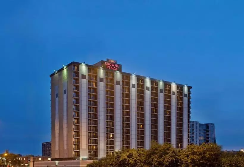 هتل Crowne Plaza   Chicago West Loop, An Ihg