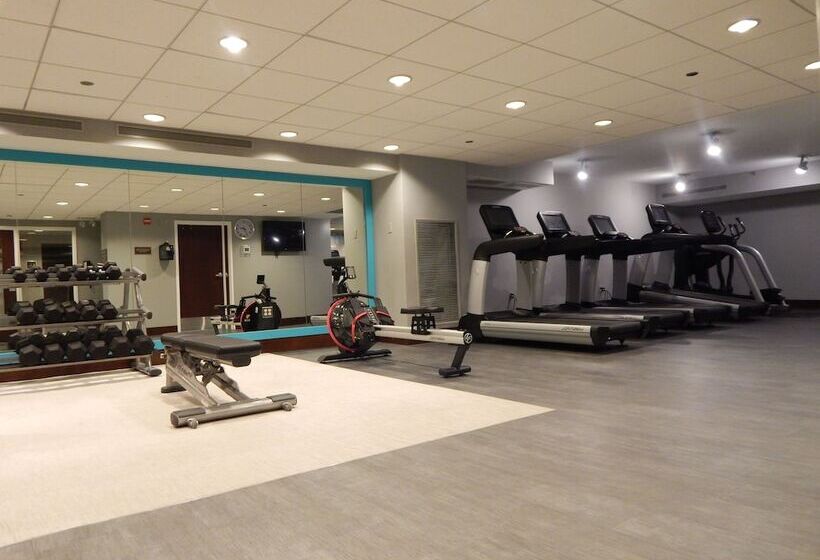 בית מלון כפרי Crowne Plaza   Chicago West Loop, An Ihg