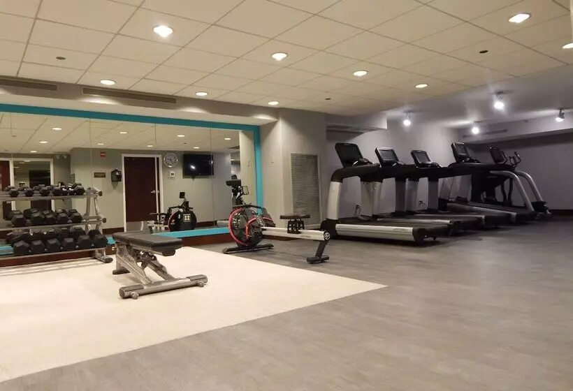 هتل Crowne Plaza   Chicago West Loop, An Ihg