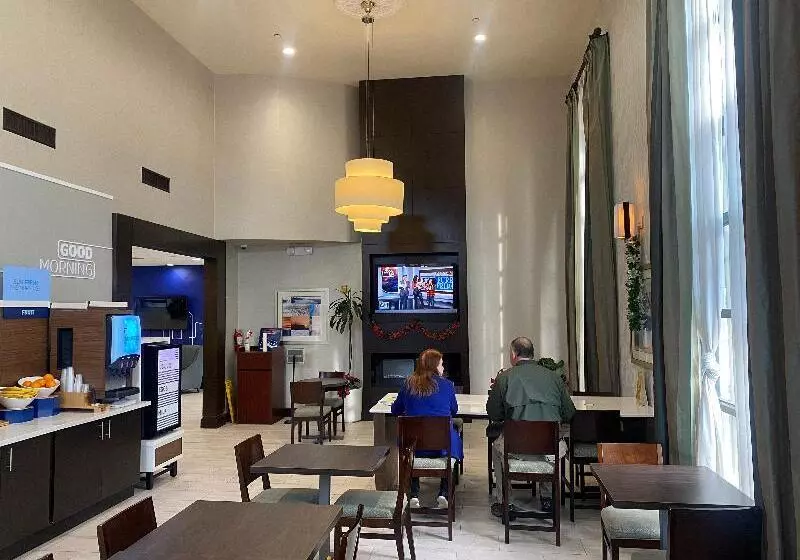 Holiday Inn Express Hotel & Suites Hermosa Beach, An Ihg